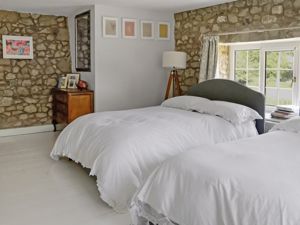 Photo 18- click for photo gallery